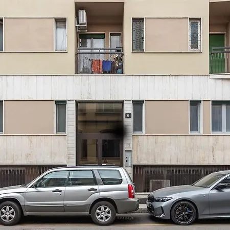 Elegante Monolocale Sui Navigli شقة *