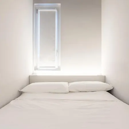 Elegante Monolocale Sui Navigli ميلان